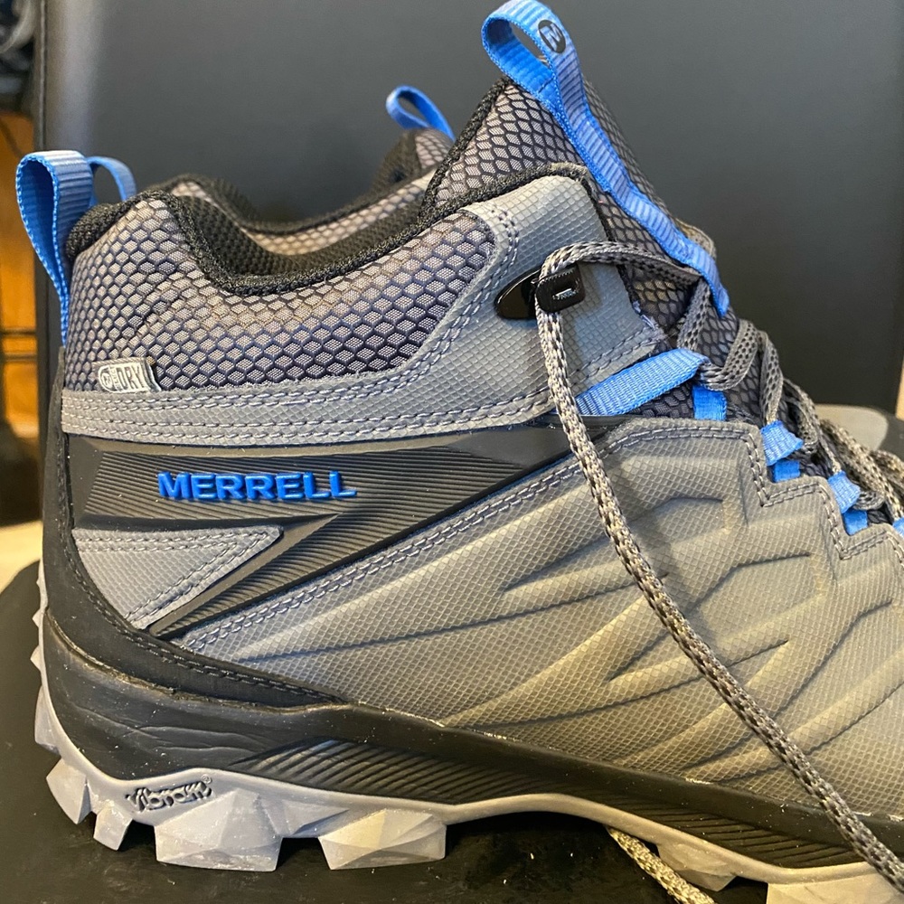 Merrell Men’s Hiking Boots Waterproof